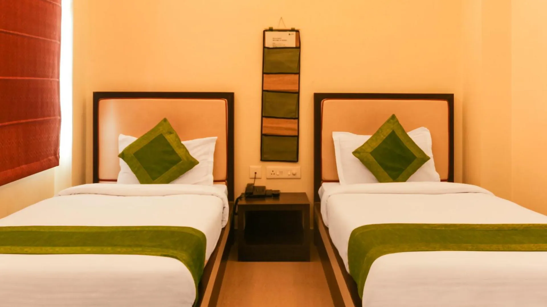 Hotel Janki International 3 Km From Kashi Vishwanath Temple Free Pickup From Railway Station Варанаси