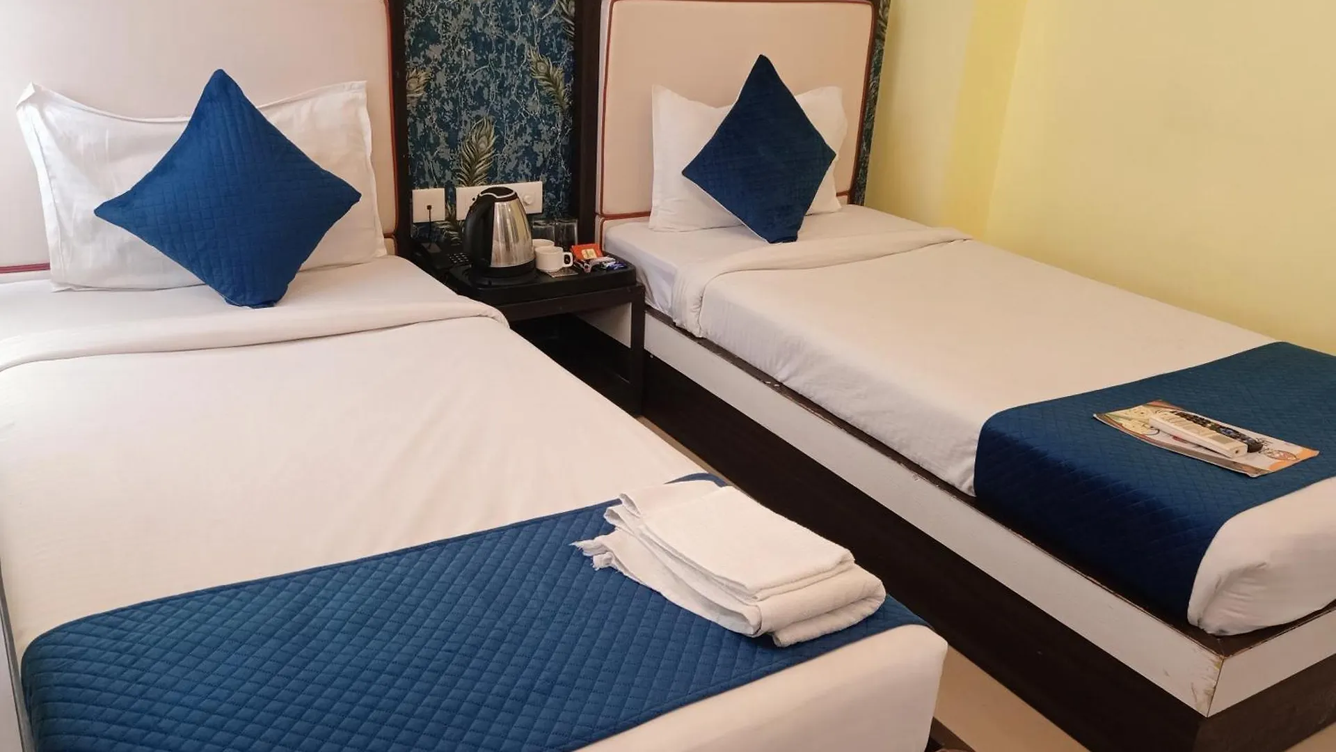 Hotel Janki International 3 Km From Kashi Vishwanath Temple Free Pickup From Railway Station Варанаси